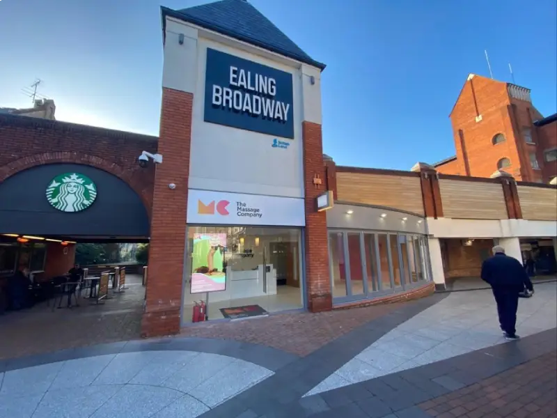 1 Ealing Centre